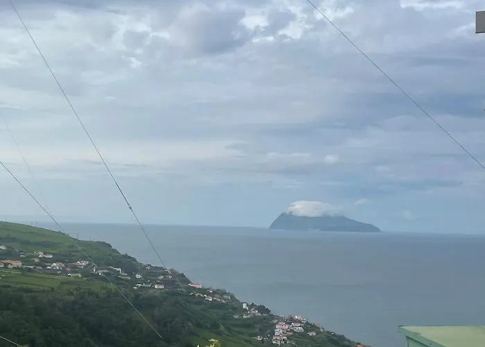 A Quinta Flores: Casa Do Corvo * Santa Cruz das Flores